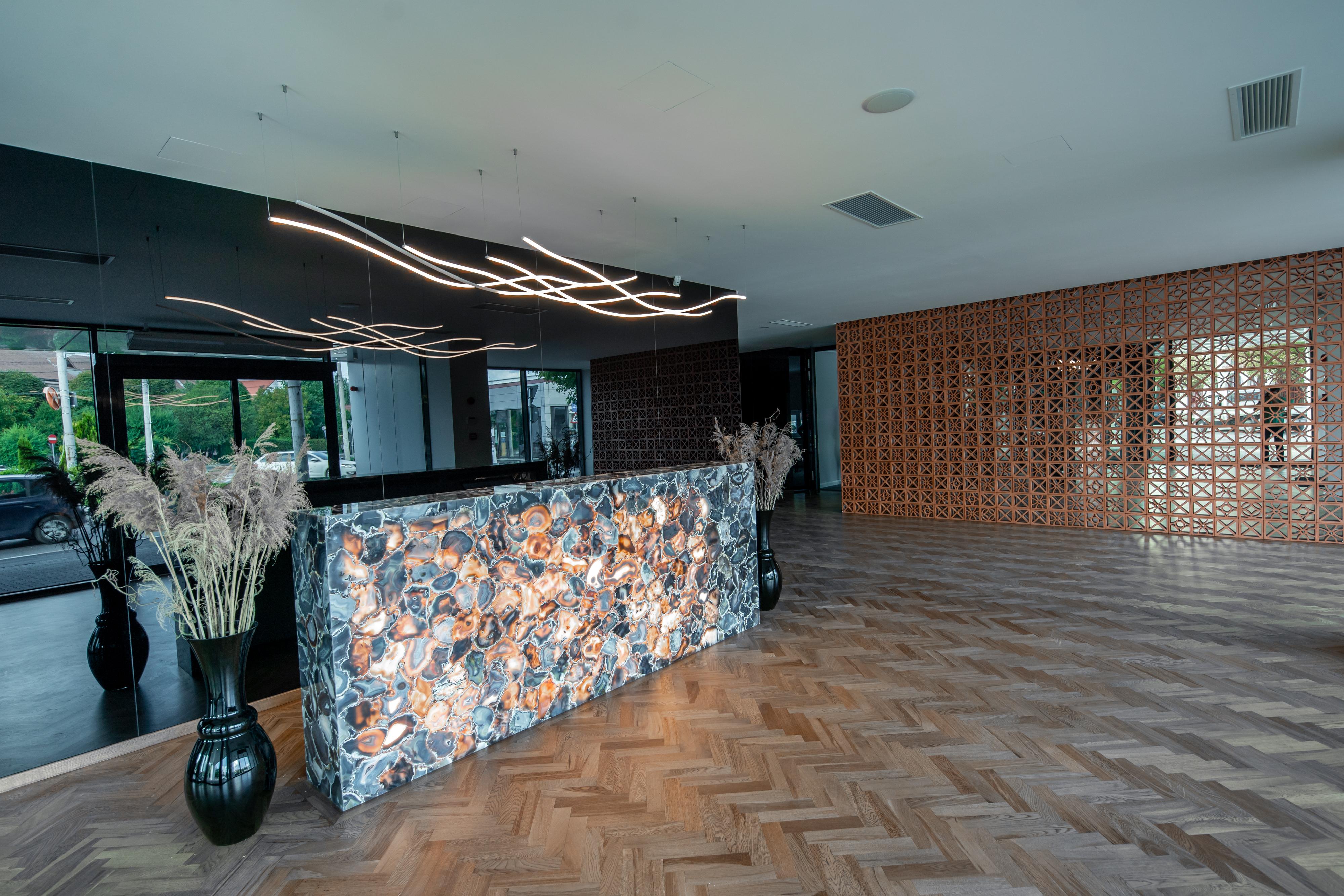 Hotel Libra Sibiu Luaran gambar